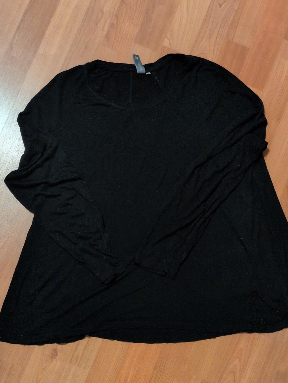 Black Sweaty Betty Long Sleeve Tee